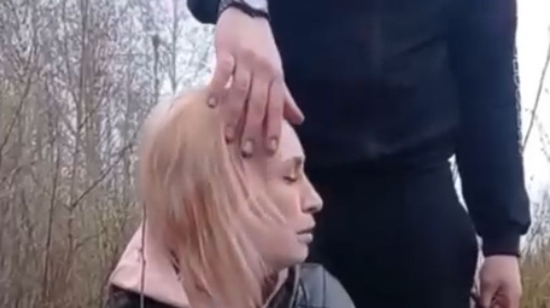 ⁣Спортик поймал закладчицу и сделал бесплатную стрижку