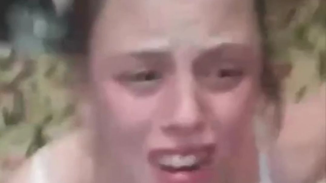 ⁣Спортик женщина наказала закладчицу за кражу веса / Знатно отпорола голую